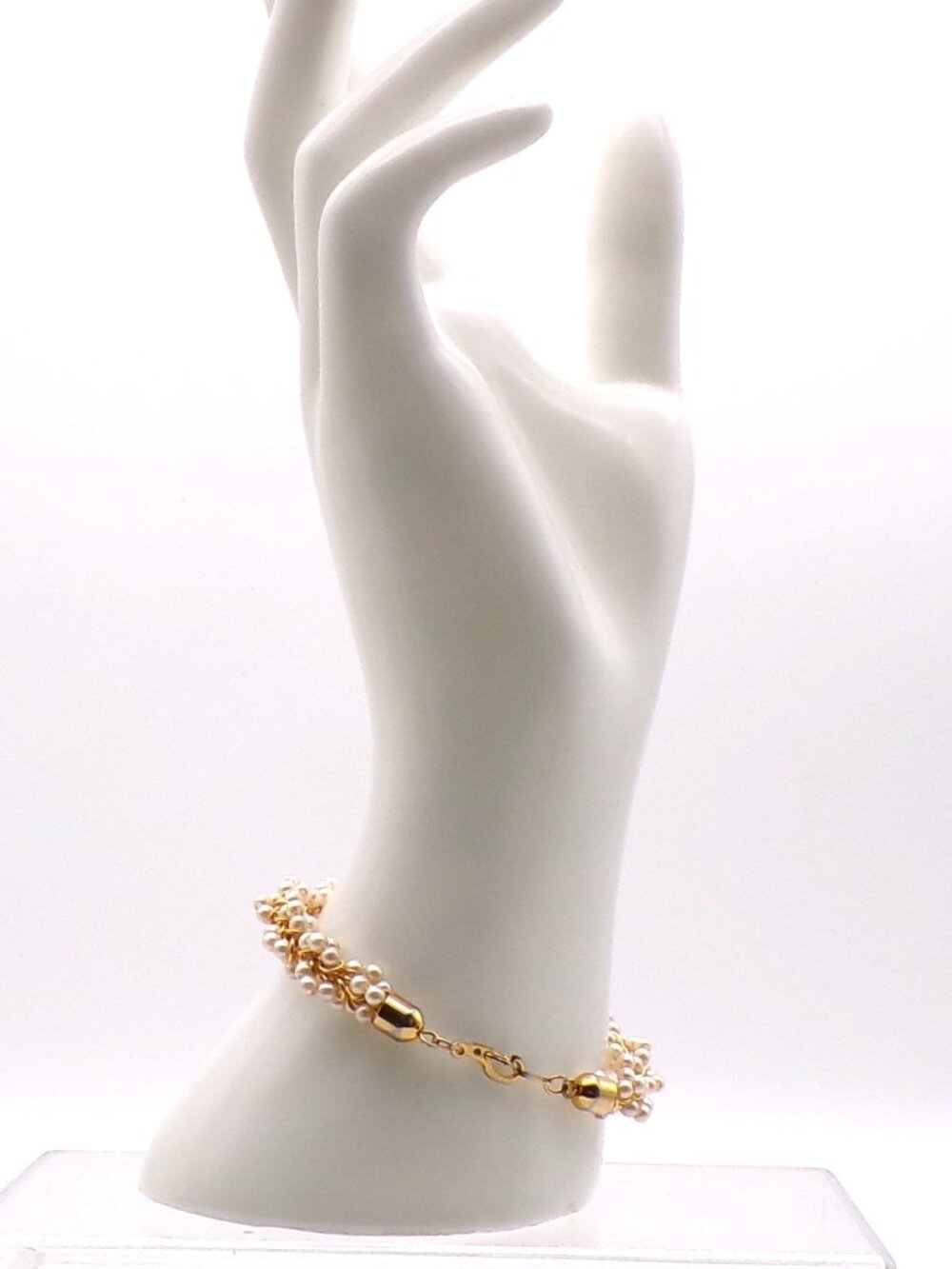 Vintage Faux Pearl Set - Necklace and Bracelet - Picture 7 of 10